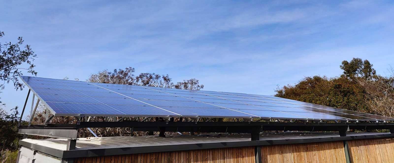Solar_off_grid_Luke_residence_1